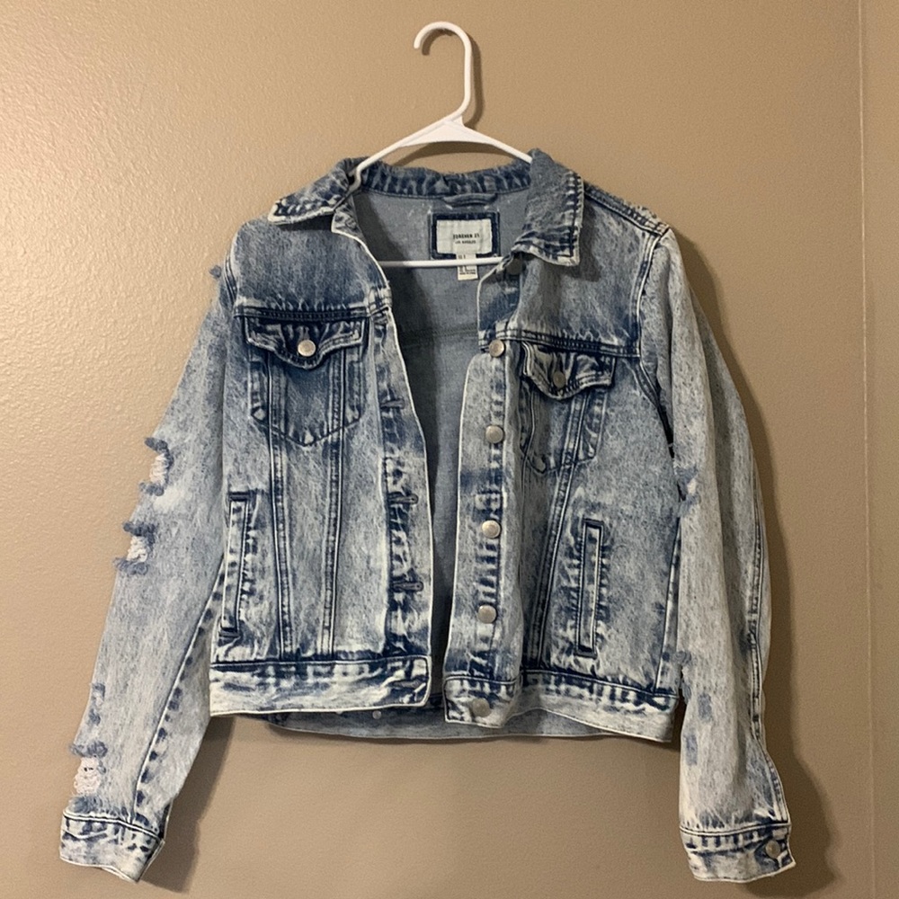 Jean jacket from forever 21 size small
